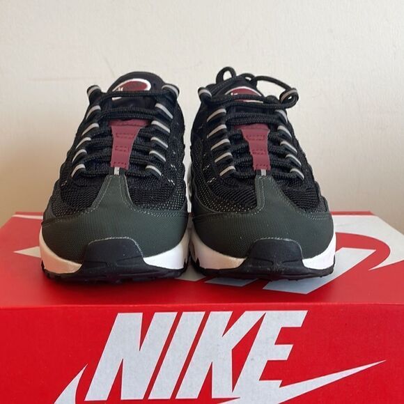 Nike Air Max 95 Essential Anthracite Team Red Men6.5/Women 8(DQ3982-001)MSRP$175 - Picture 5 of 15